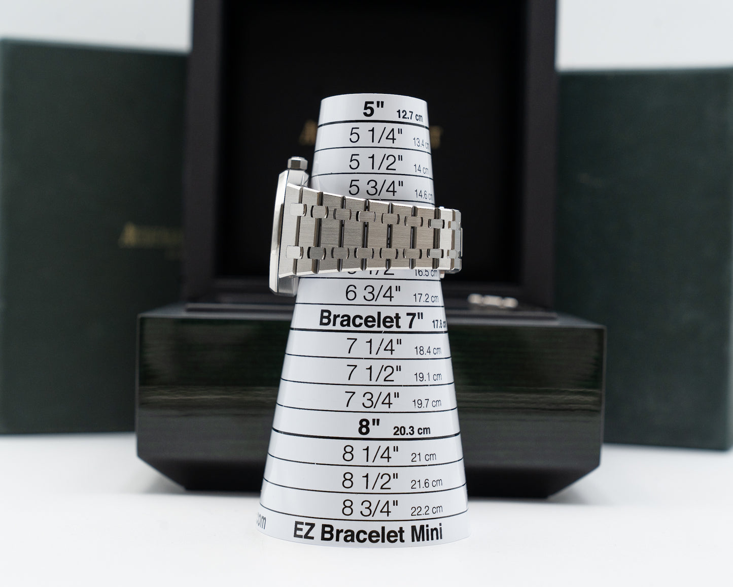 Audemars Piguet Royal Oak 39mm 15300st Black Dial Stainless Steel  (15300st.oo.1220st.03)