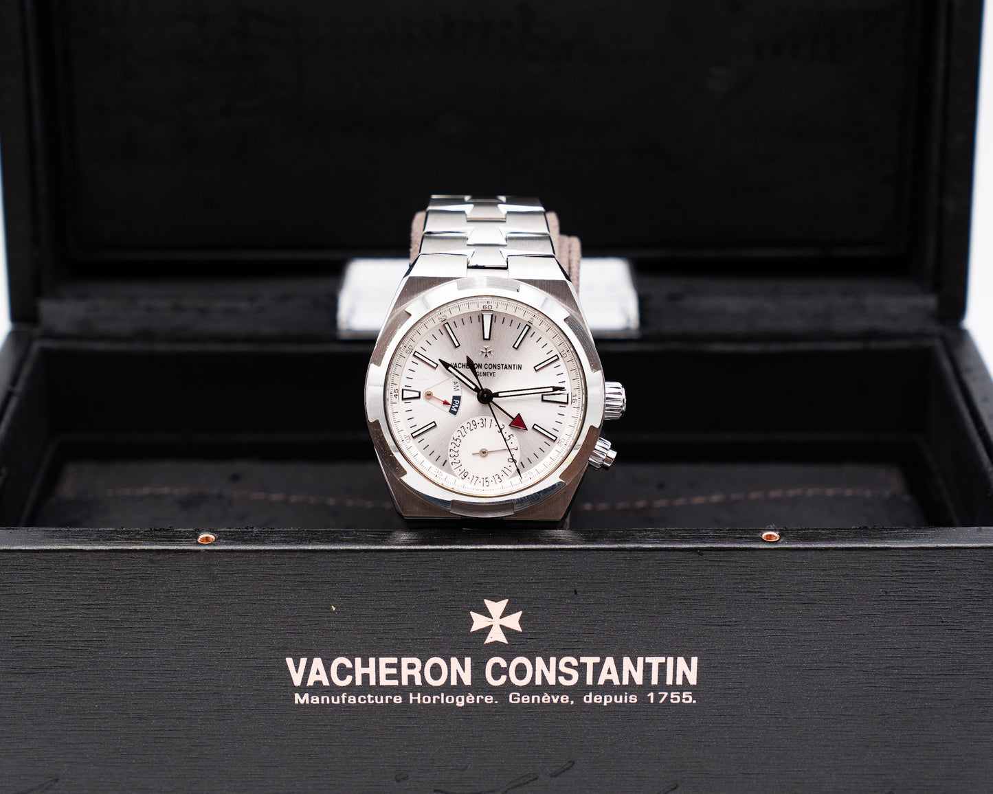 Vacheron Constantin Overseas Dual Time 7900V/110A-B333 Silver Dial 2019