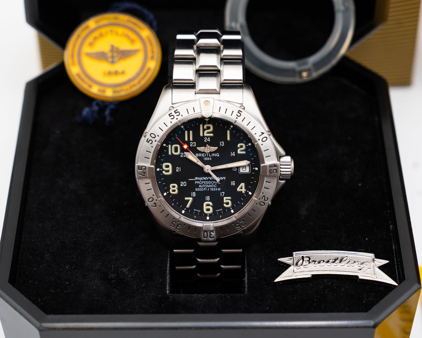 UNWORN Breitling Superocean 40mm A17345 Black Dial 2000