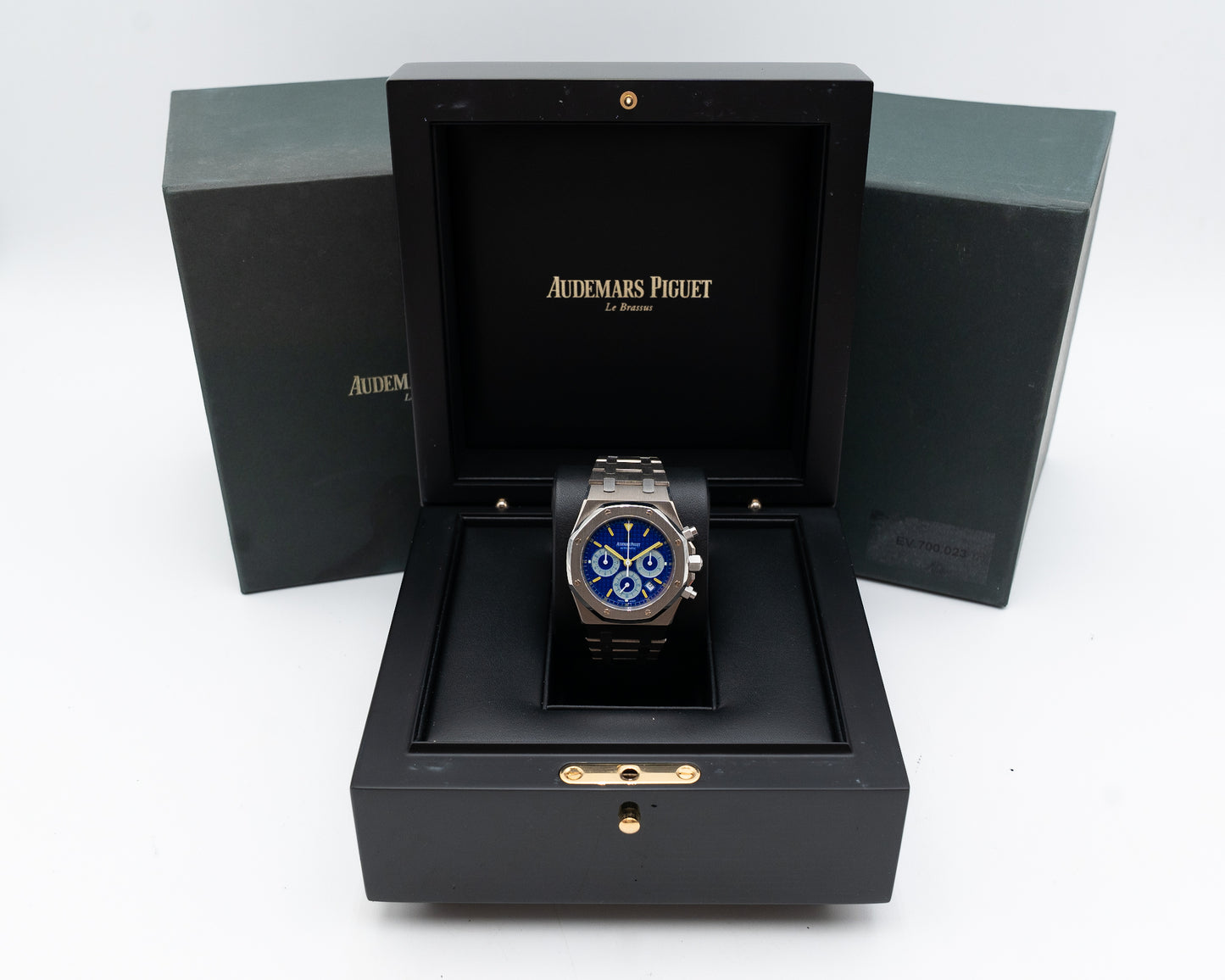 Audemars Piguet Royal Oak 39mm 25860IS.OO.1110ST.04 Chrono City of Sails E-Serial