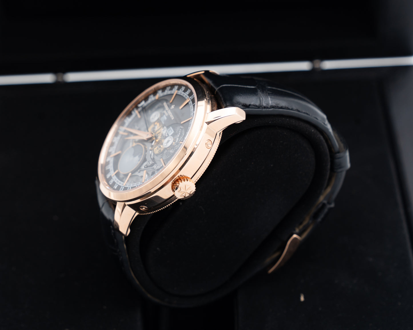 Vacheron Constantin Traditionelle 41mm 4020T/000R-B654 Rose Gold Open Face Complete Calendar 2025