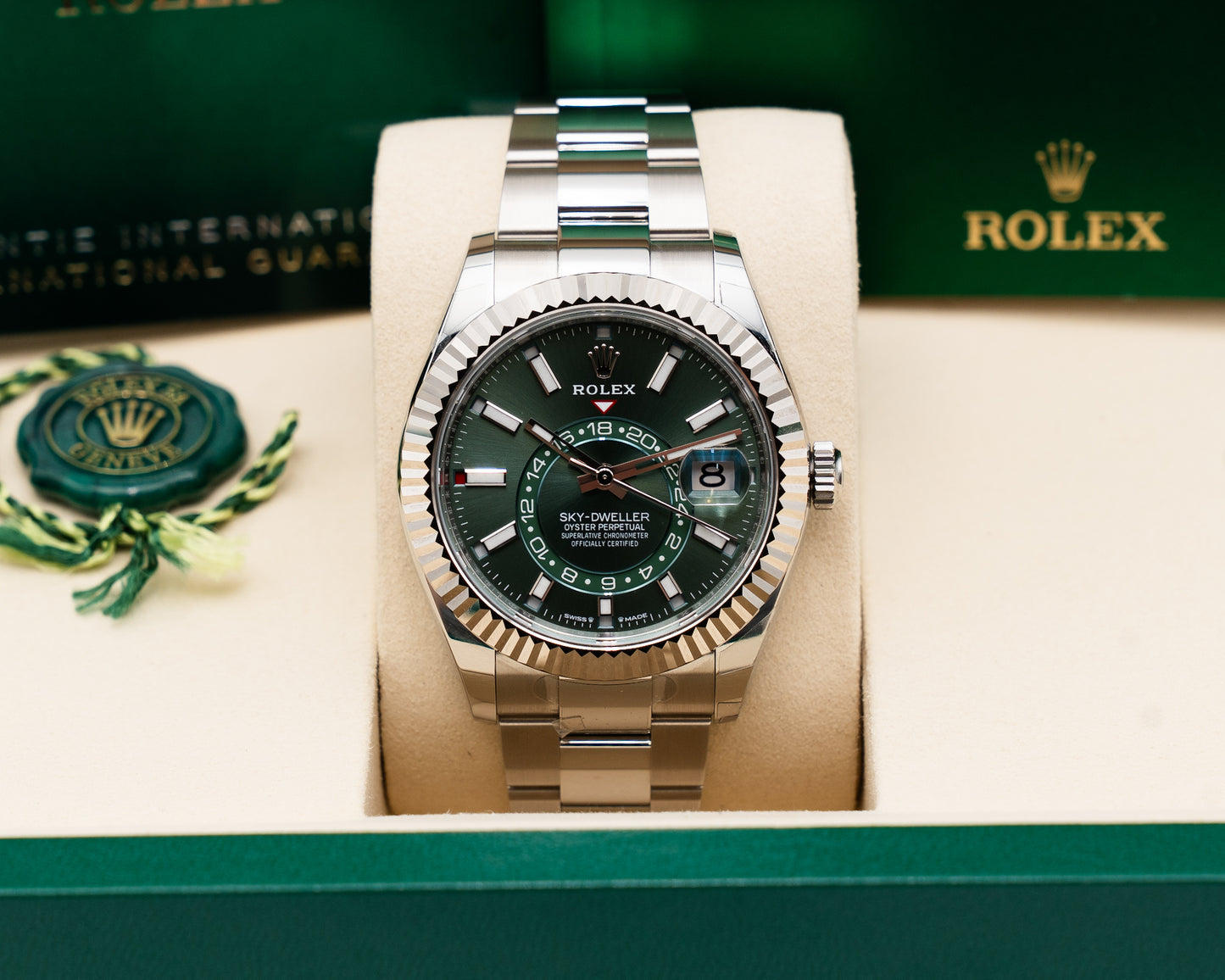 UNWORN STICKERED Rolex Sky-Dweller 42mm 336934 Mint Green 2026