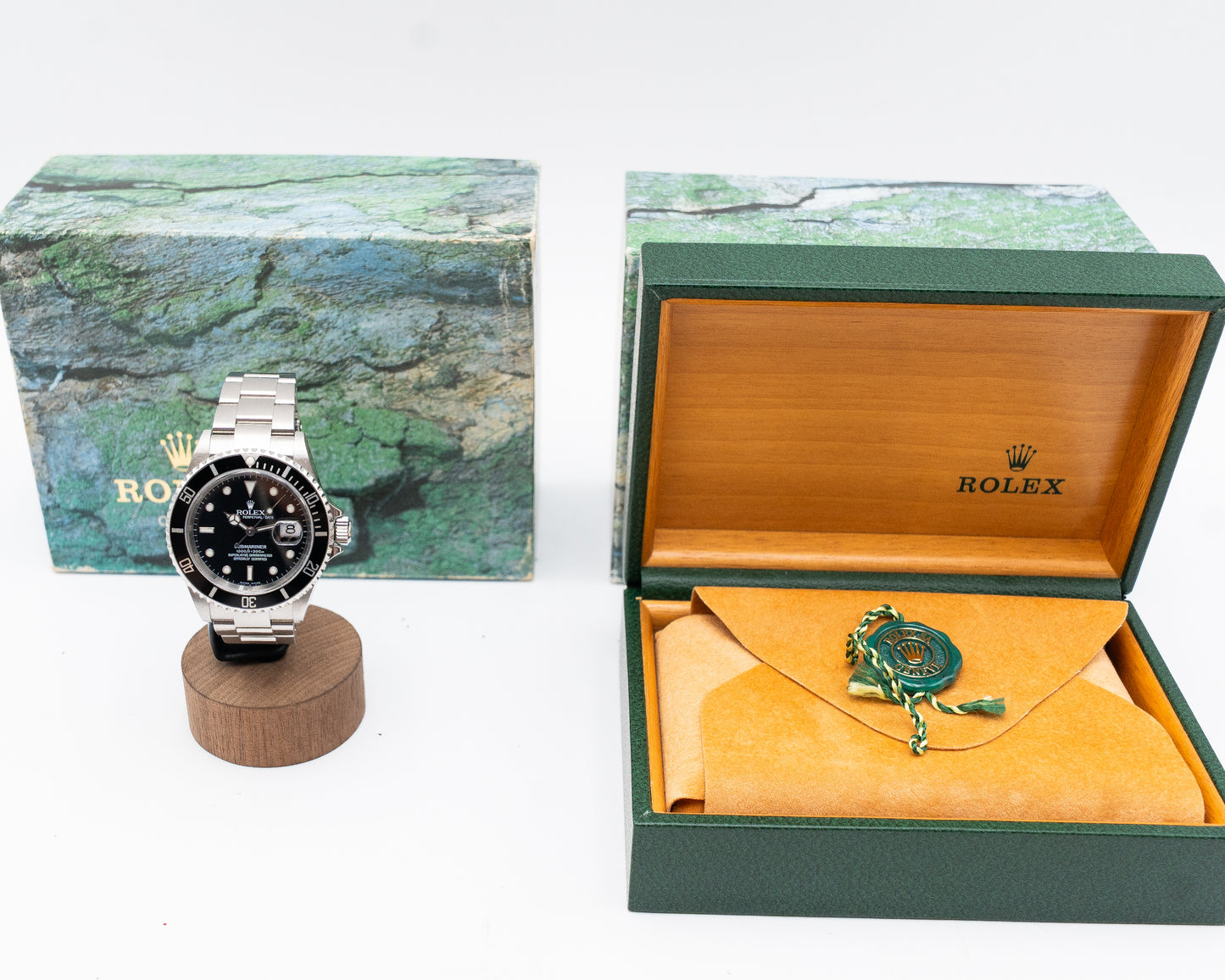 Rolex Submariner Date 40mm 16610 Black Aluminum Bezel F-Serial
