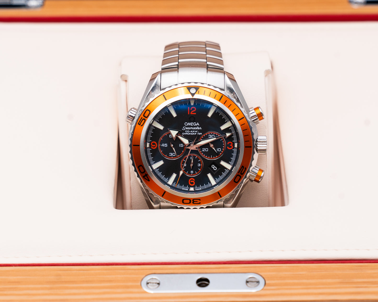Omega Seamaster Planet Ocean 600M Co-Axial 45.5mm 2218.50.00 Chronograph Orange