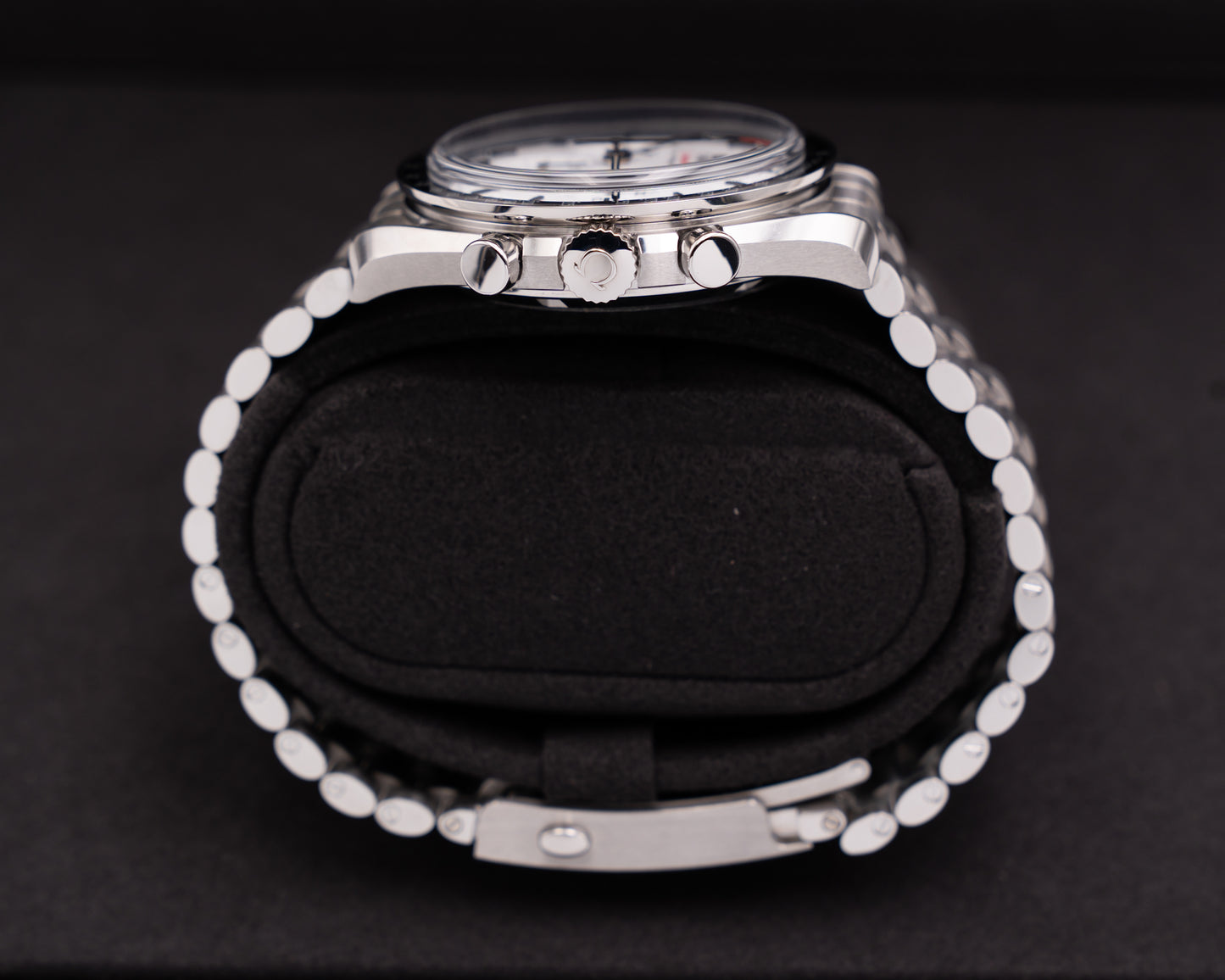 UNWORN STICKERED Omega Speedmaster Moonwatch 42mm 310.30.42.50.04.001 White Dial 2026