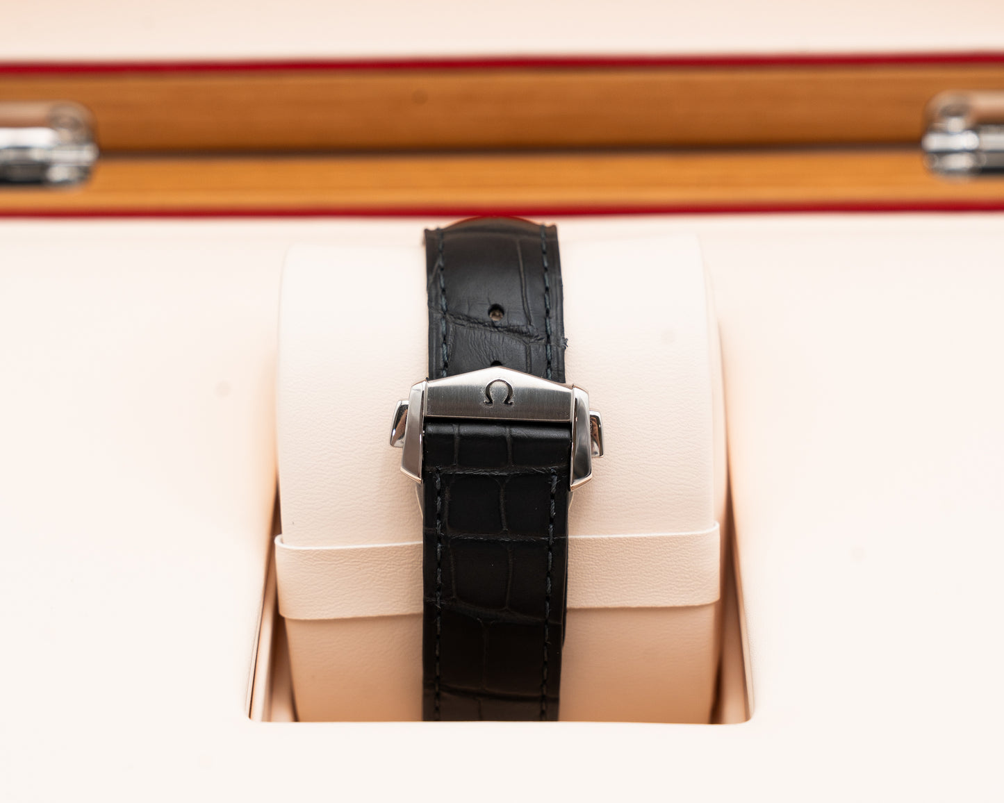 Omega Globemaster 130.33.39.21.02.001 on Leather Strap 2020