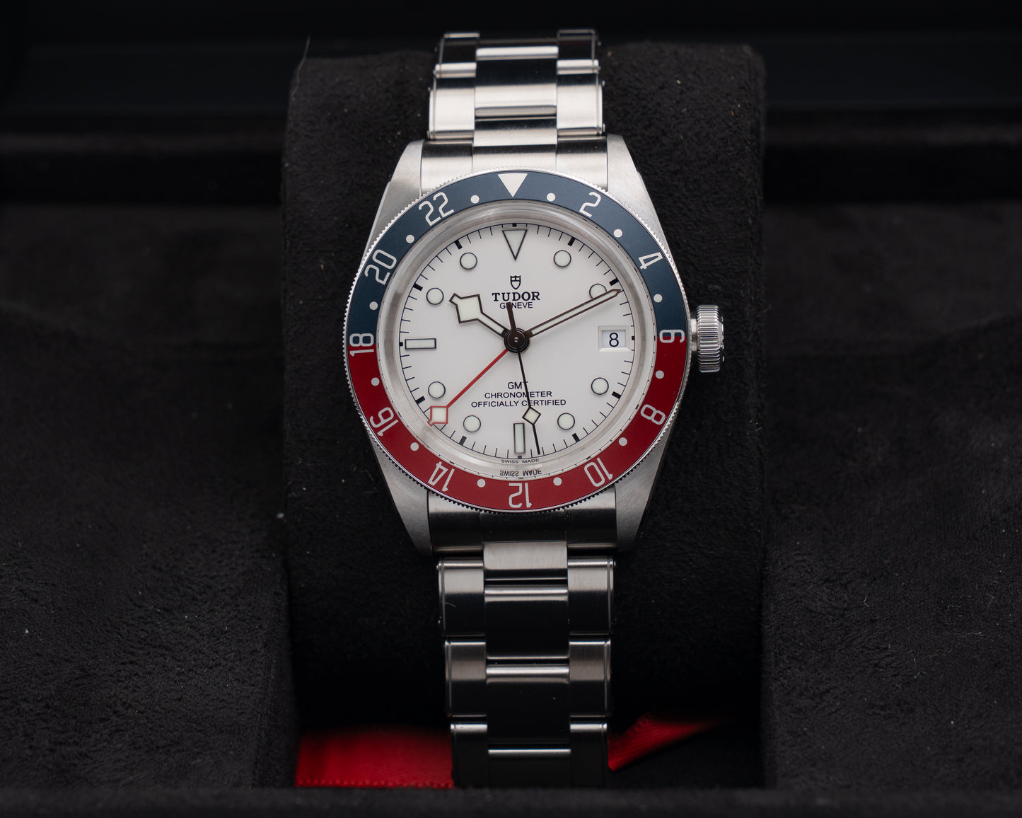 UNWORN Tudor Black Bay GMT 41mm 79830RB Opaline 2026