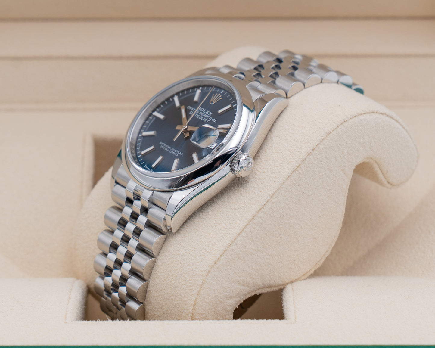 Rolex datejust 36mm 126200 Blue Stick Dial Smooth Jubilee 2024