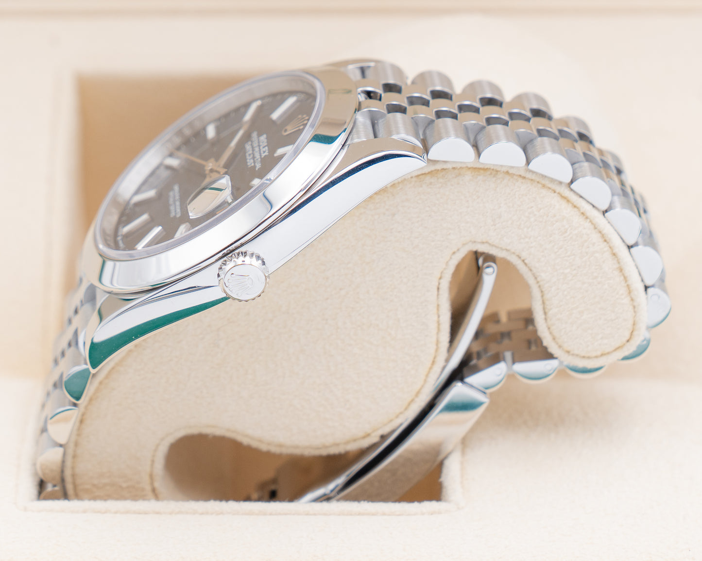 Rolex Datejust 41mm 126300 Blue Motif on Jubilee 2022