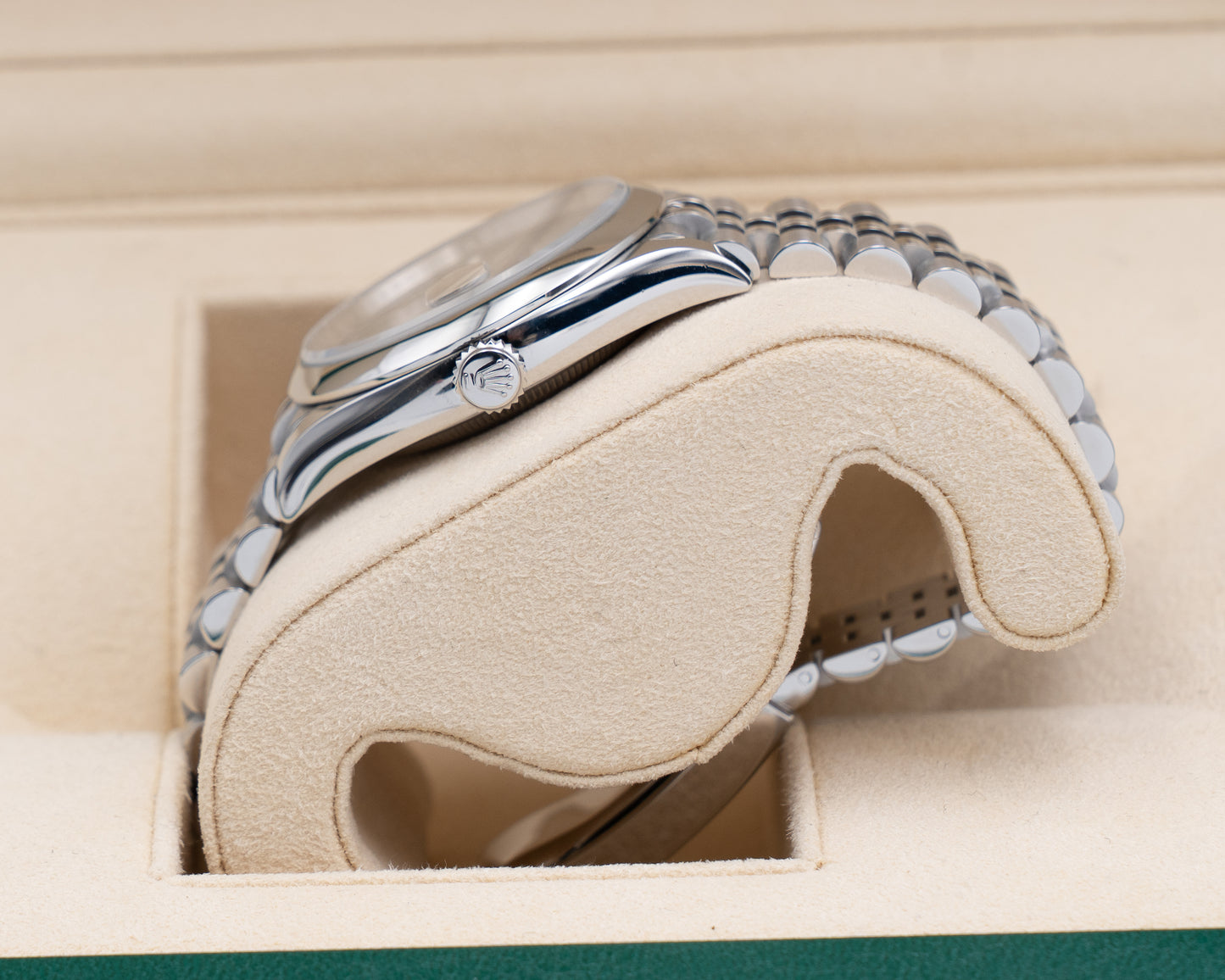 Rolex Datejust 36mm 126200 Wimbledon smooth jubilee 2022