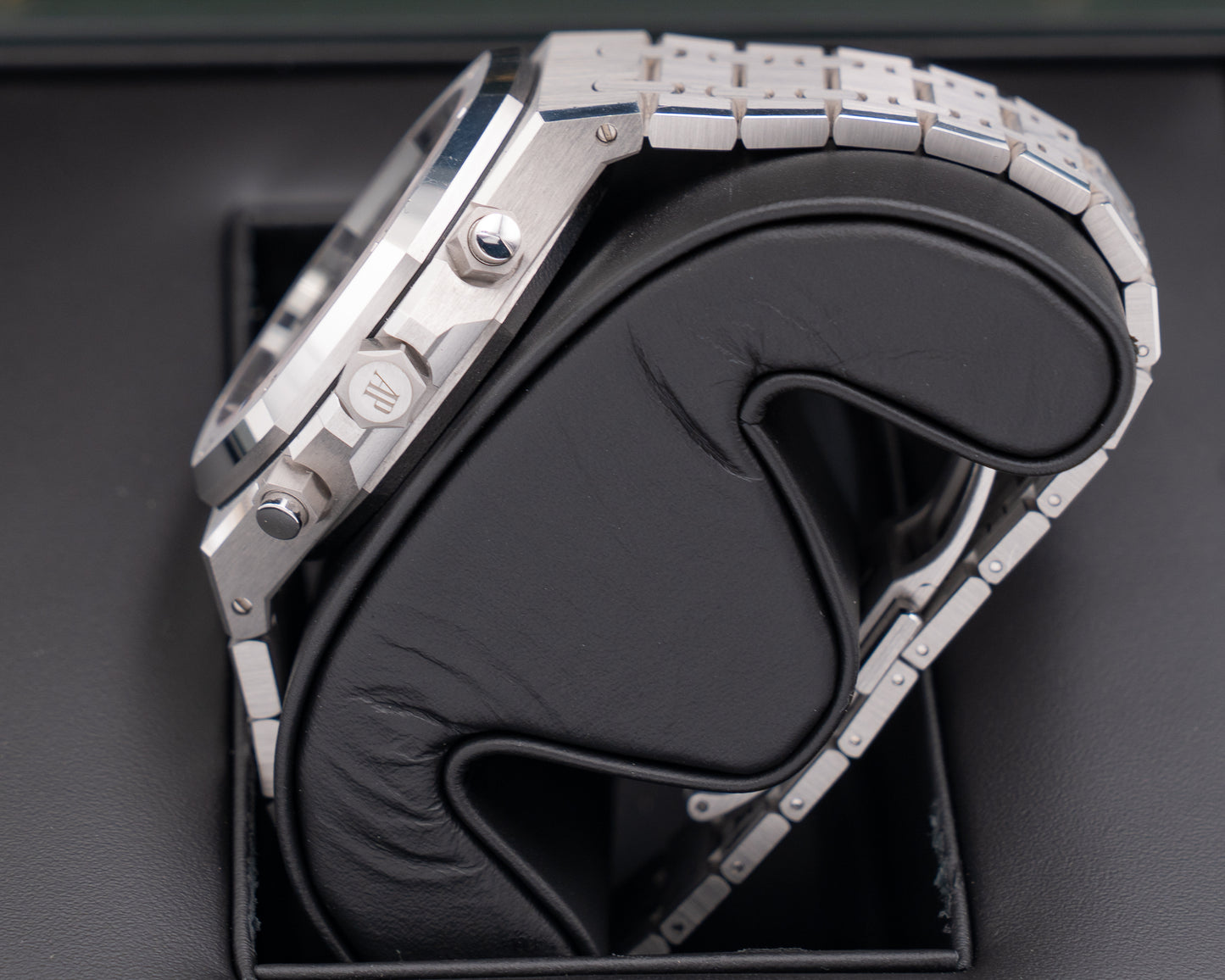 Audemars Piguet Royal Oak Selfwinding Chronograph 41mm 26240BC Blue Dial White Gold 2025