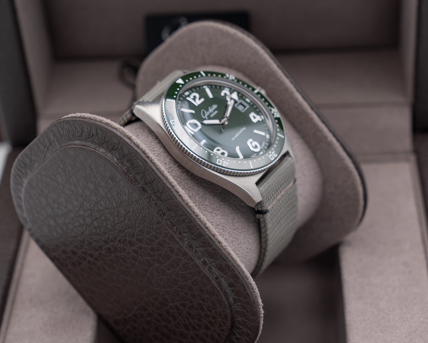 Glashütte SeaQ 39.5 mm 1-39-11-13-83-08 Green DIal Green Bezel