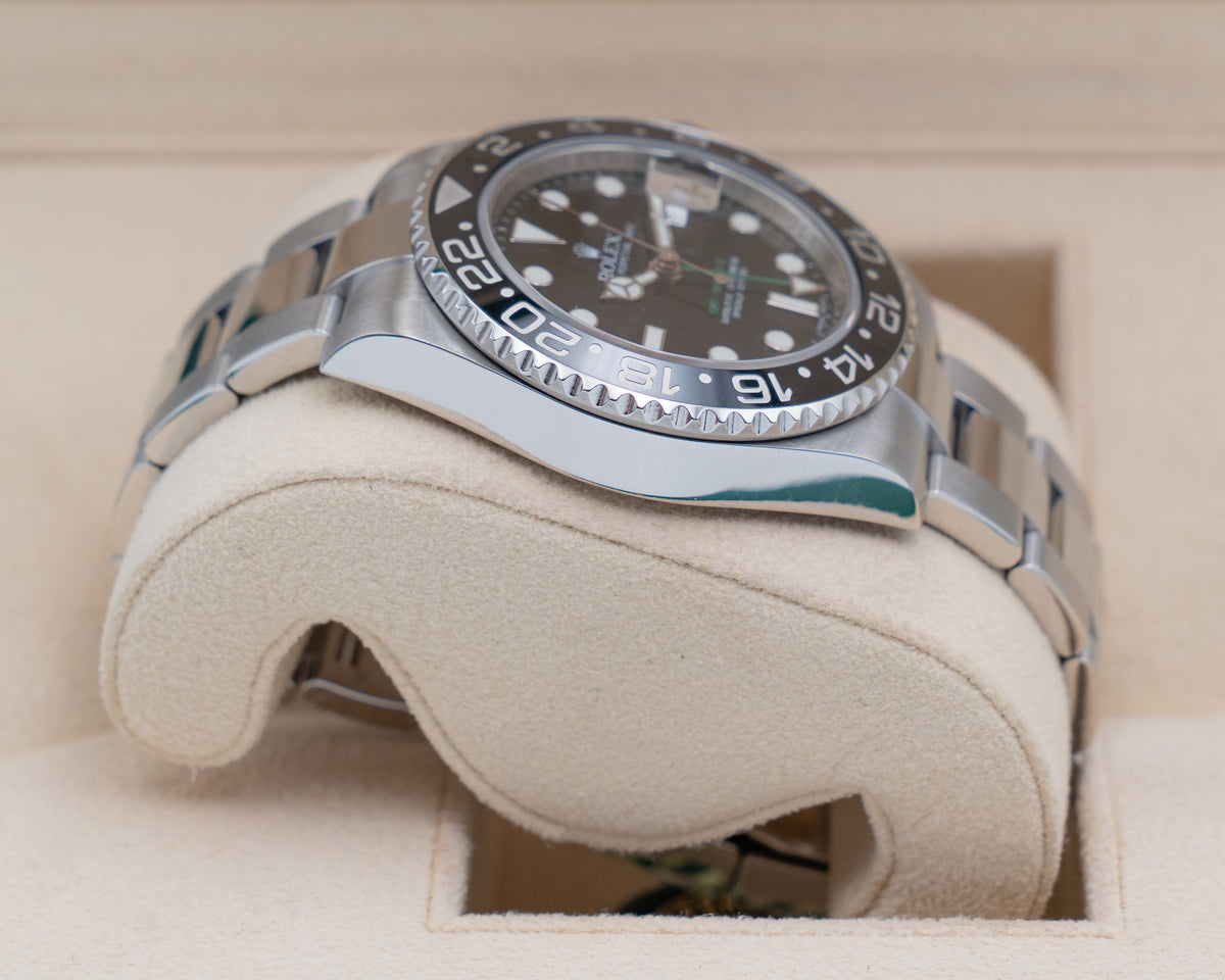 Rolex GMT Master II 40mm 116710LN Green Arrow 2011
