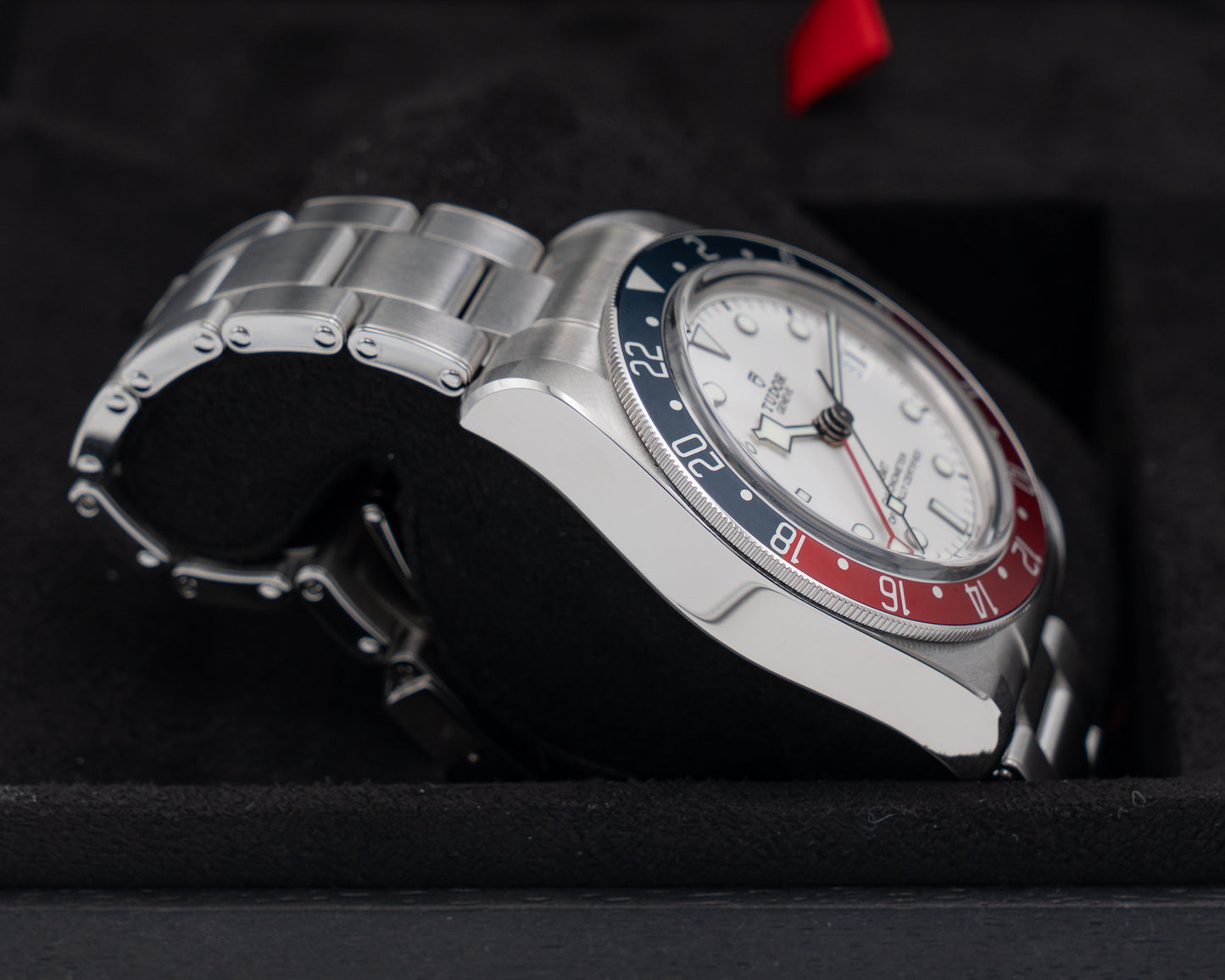 UNWORN Tudor Black Bay GMT 41mm 79830RB Opaline 2026