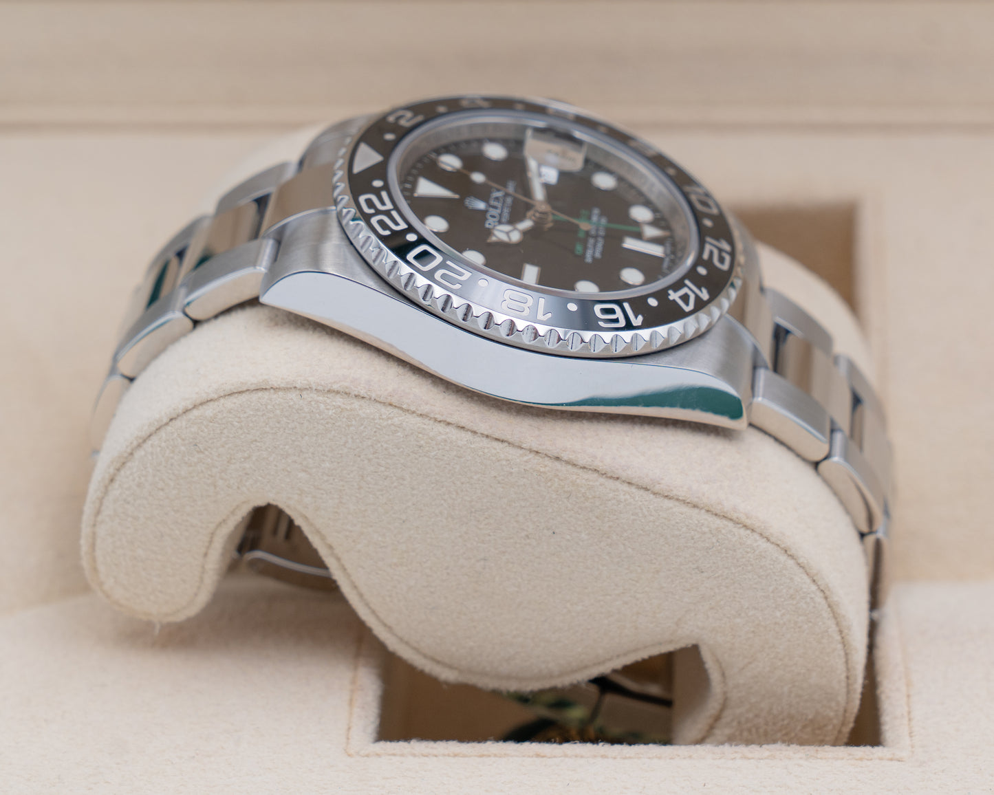 Rolex GMT Master II 40mm 116710LN Green Arrow 2011