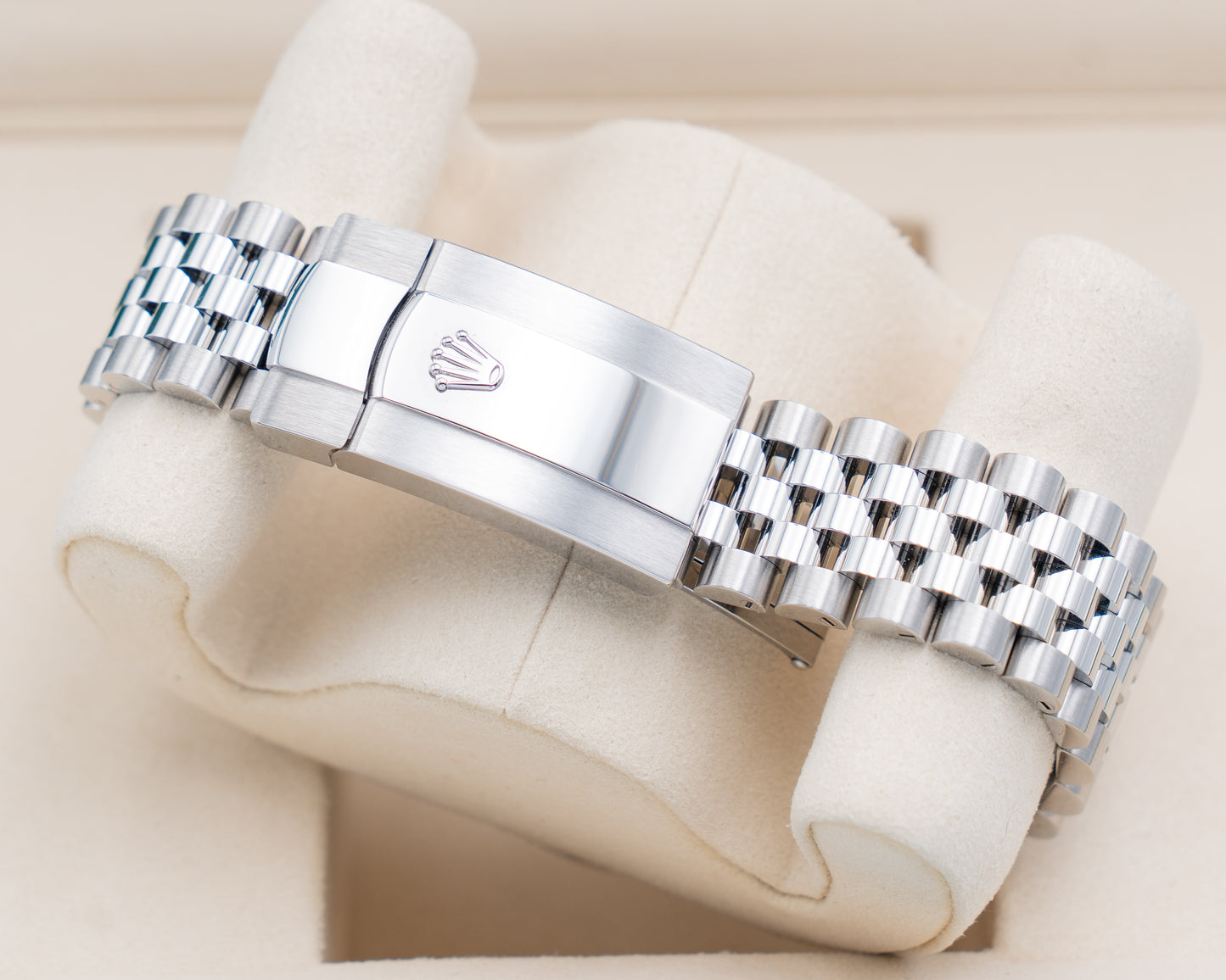 Rolex Datejust 41mm 126334 Grey Dial Fluted Jubilee 2025
