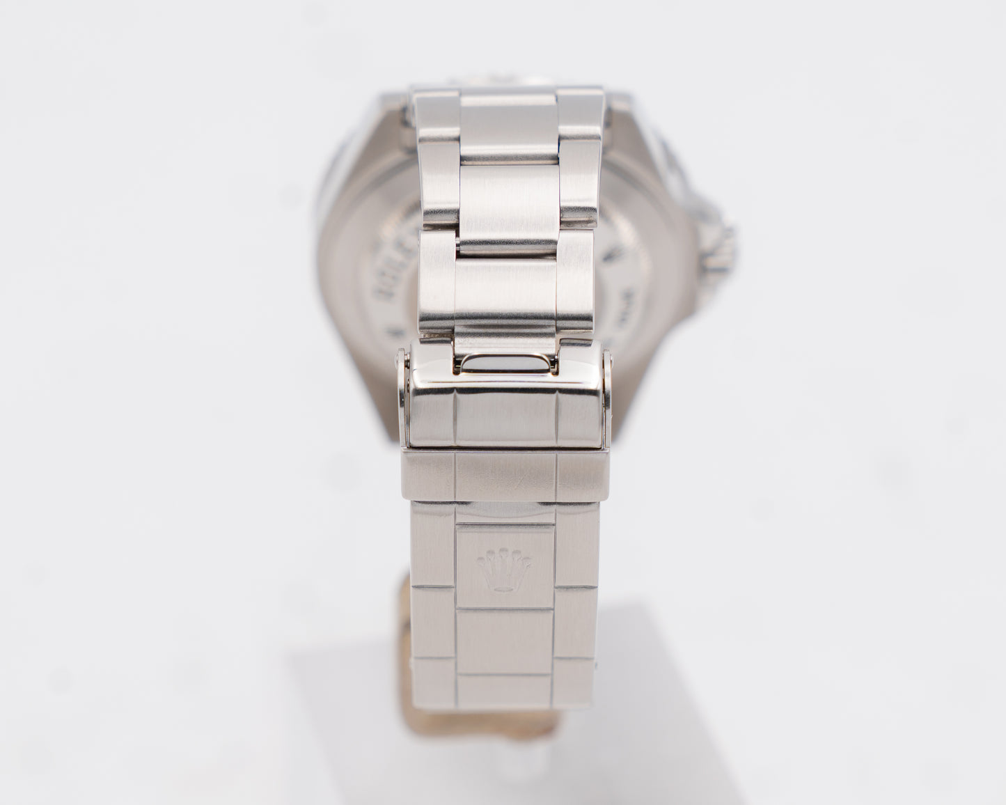 Rolex Seadweller 16600 40mm 4000ft Black No holes M serial 2008
