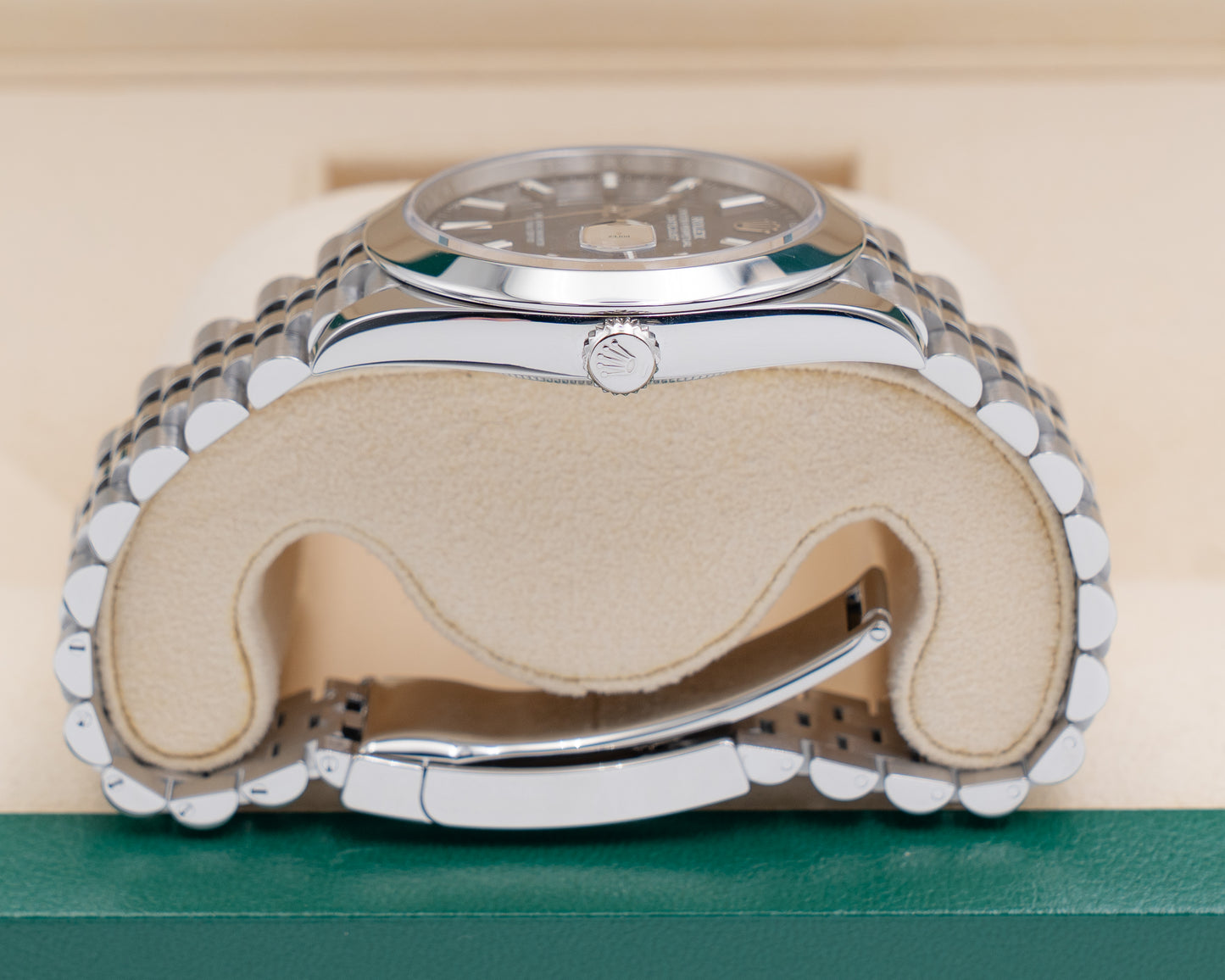 Rolex Datejust 41mm 126300 Blue Motif on Jubilee 2022