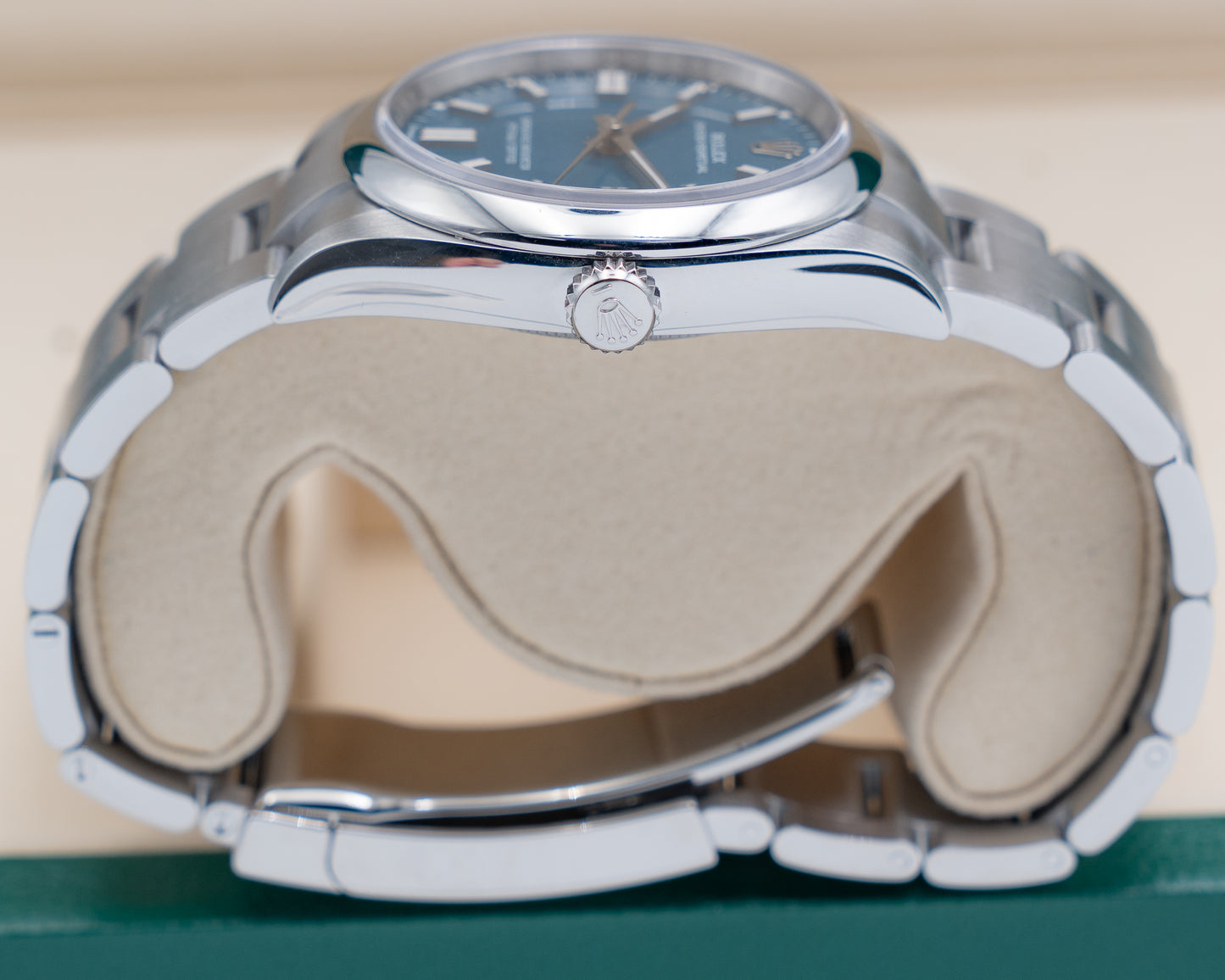 Rolex Oyster Perpetual 36mm 126000 Med Blue Dial 2025