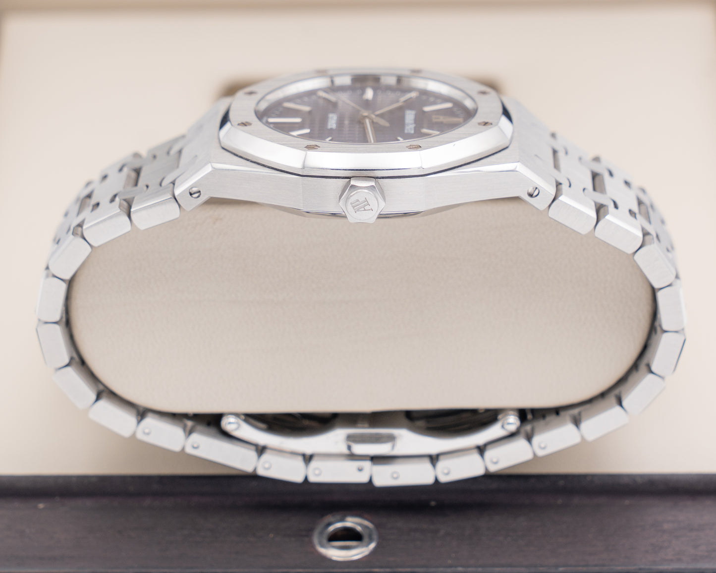 Audemars Piguet Royal Oak 39mm 15300st 2010