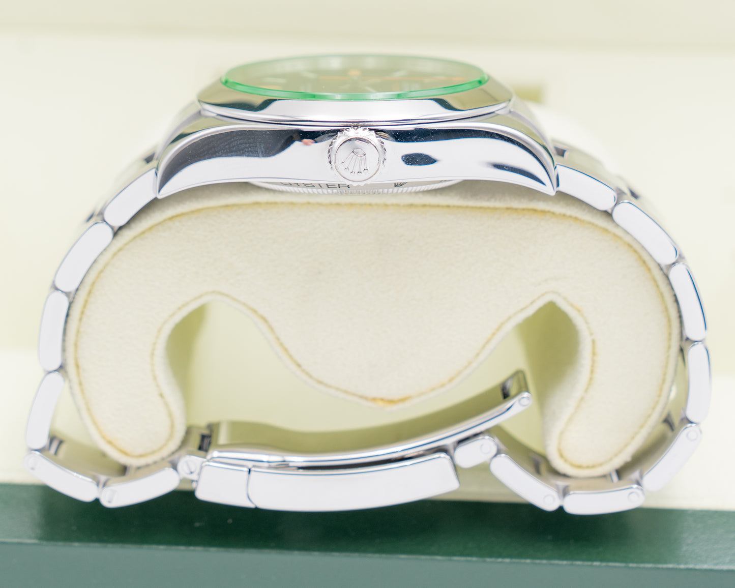 Rolex Milgauss 40mm 116400 Green Crystal Black Dial 2008